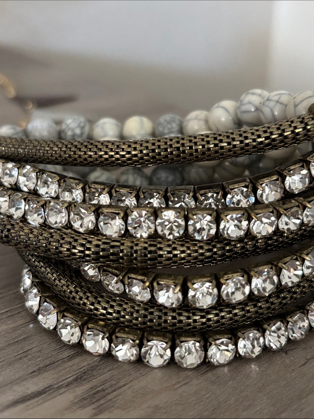 Costume jewelry lot: Givenchy earringGreen Multi-Stone Necklace etc - Picture 9 of 9